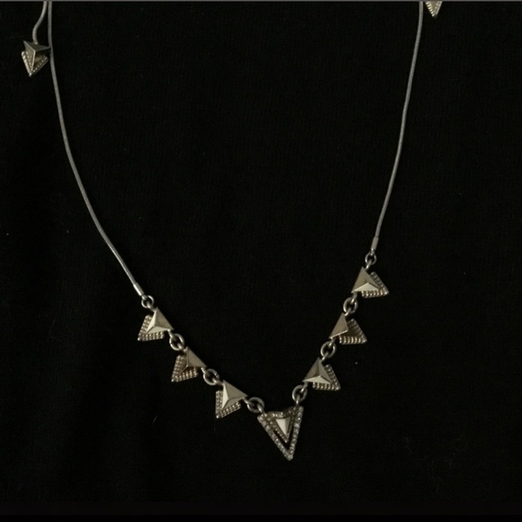 Chloe + Isabel Portico Petite Convertible Necklace - Picture 3 of 3